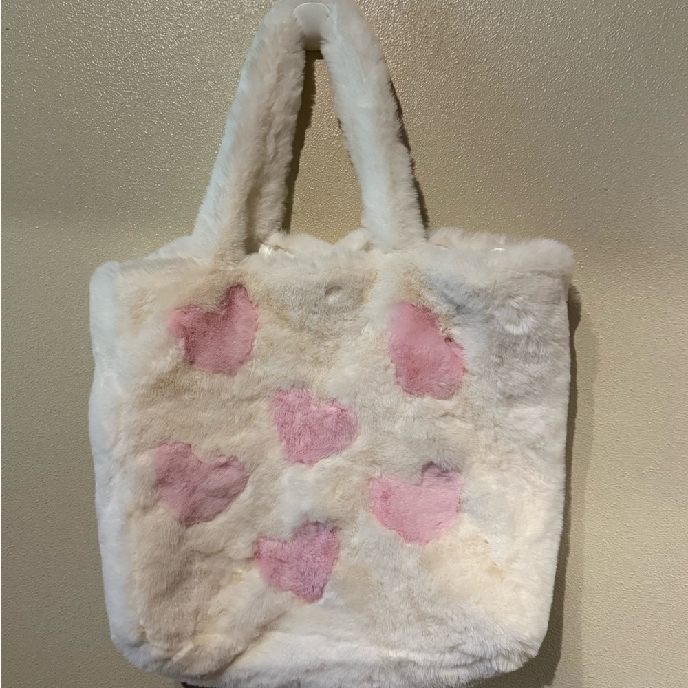 Faux Fur Heart Tote Bag - White and Pink—Perfect for Valentine’s Day!